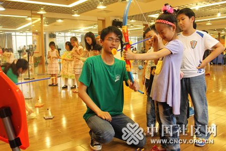 相约中国梦 武汉百步亭举办少儿涂鸦大赛-图片