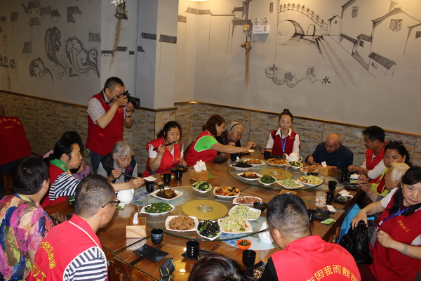 魏经理送的免费午餐.JPG